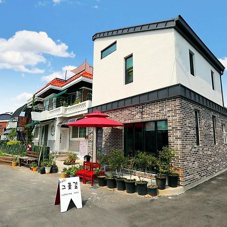 The Flower Road Guesthouse Suncheon Dış mekan fotoğraf